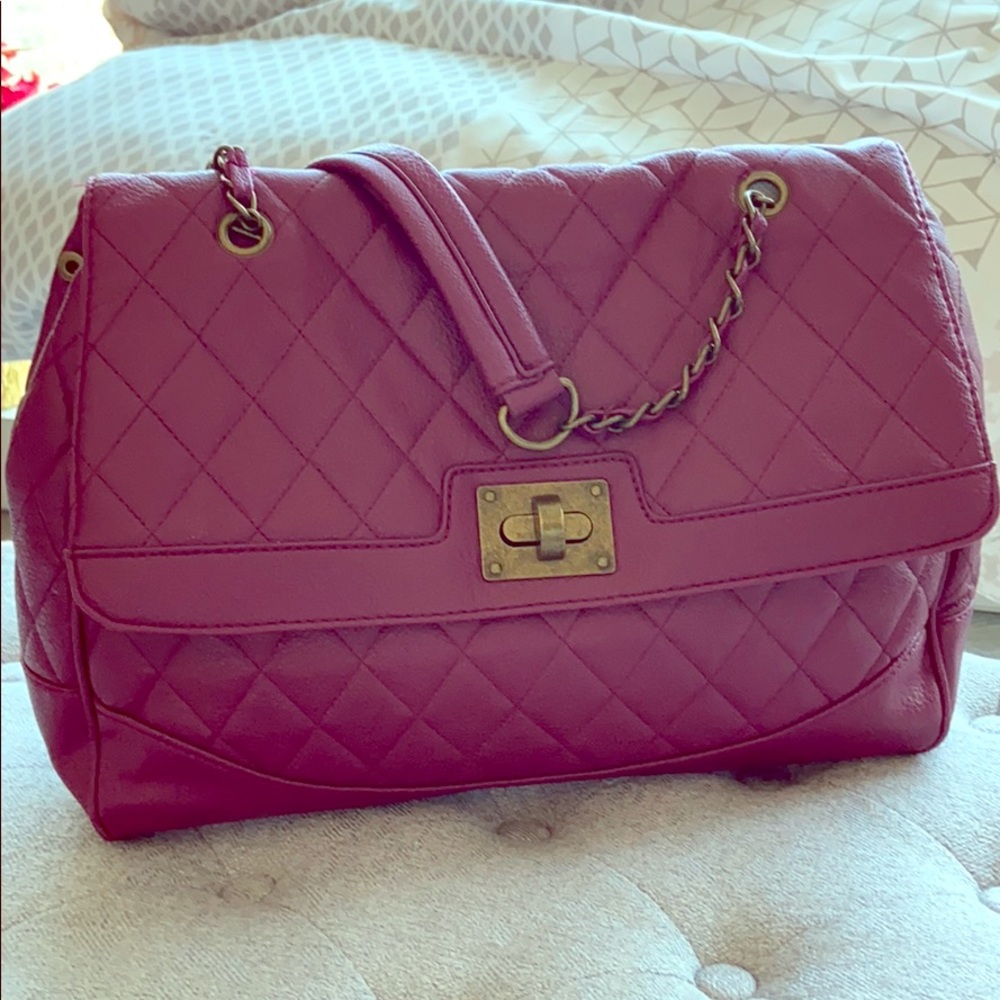 Vintage look purse